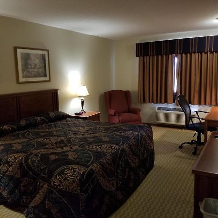 Prairie Inn Vermillion エクステリア 写真