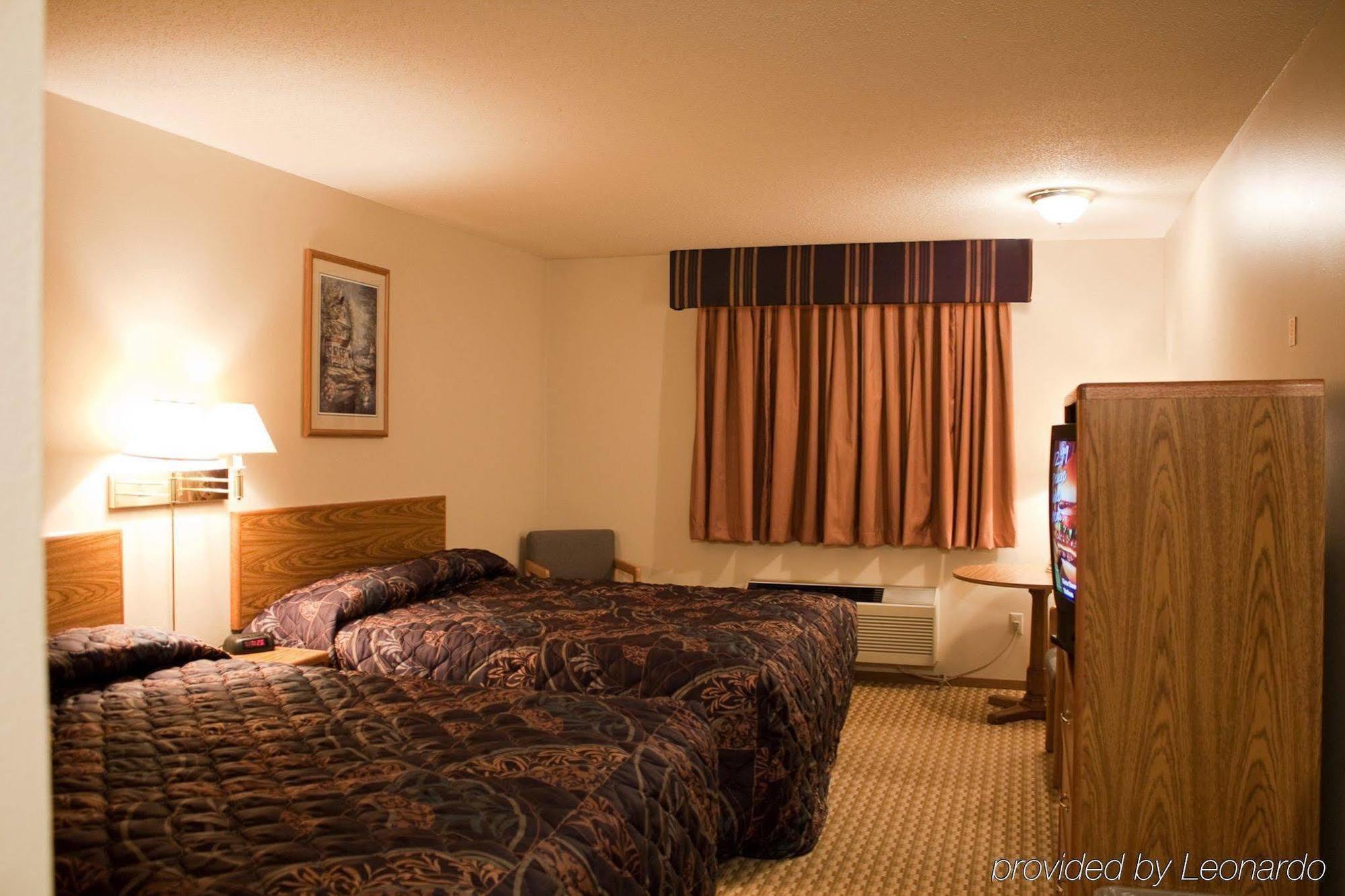 Prairie Inn Vermillion エクステリア 写真