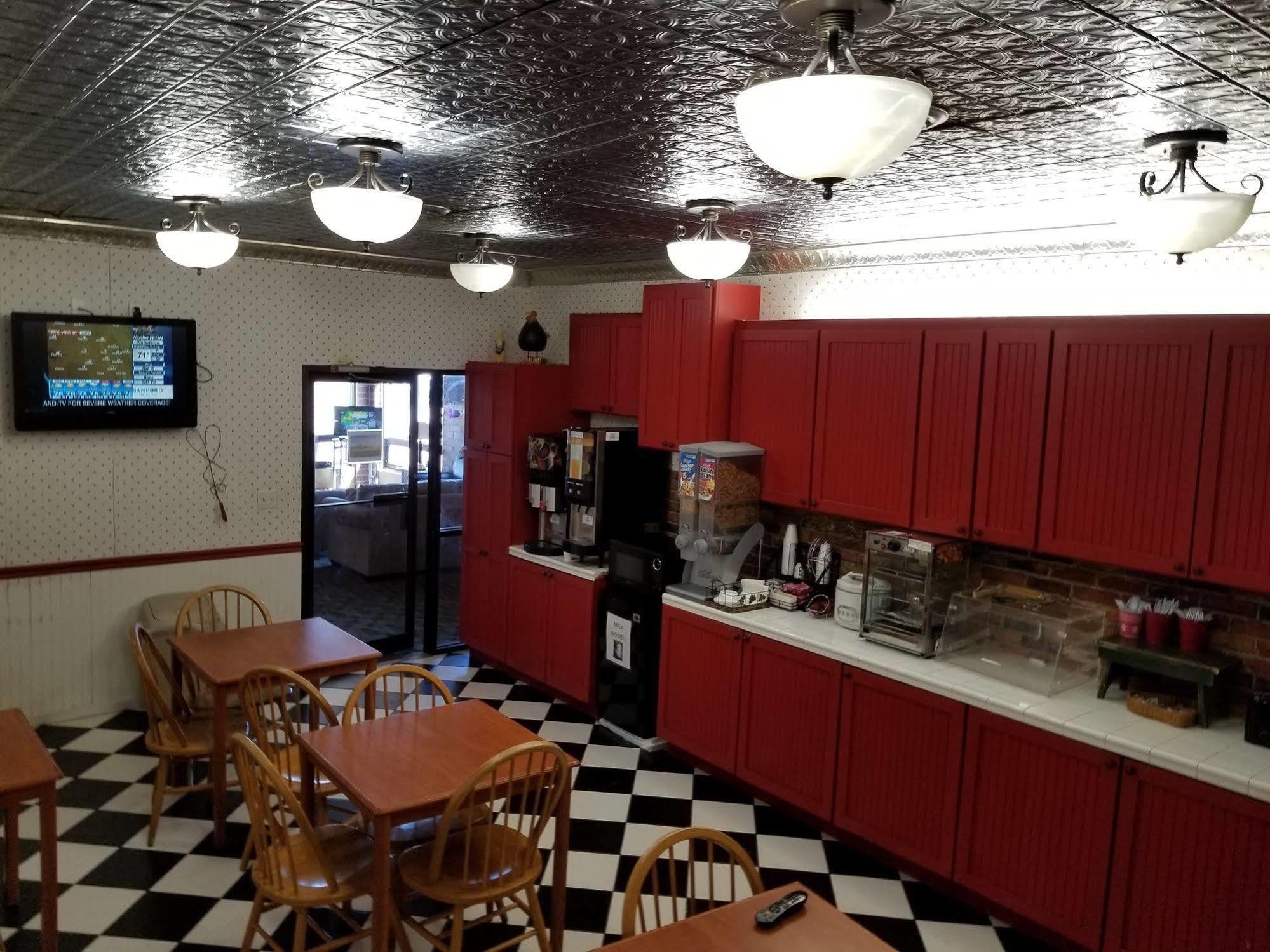 Prairie Inn Vermillion エクステリア 写真