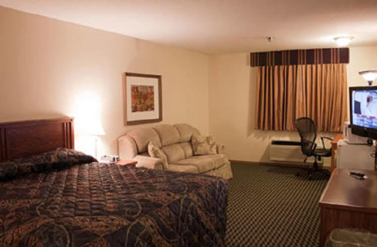 Prairie Inn Vermillion エクステリア 写真
